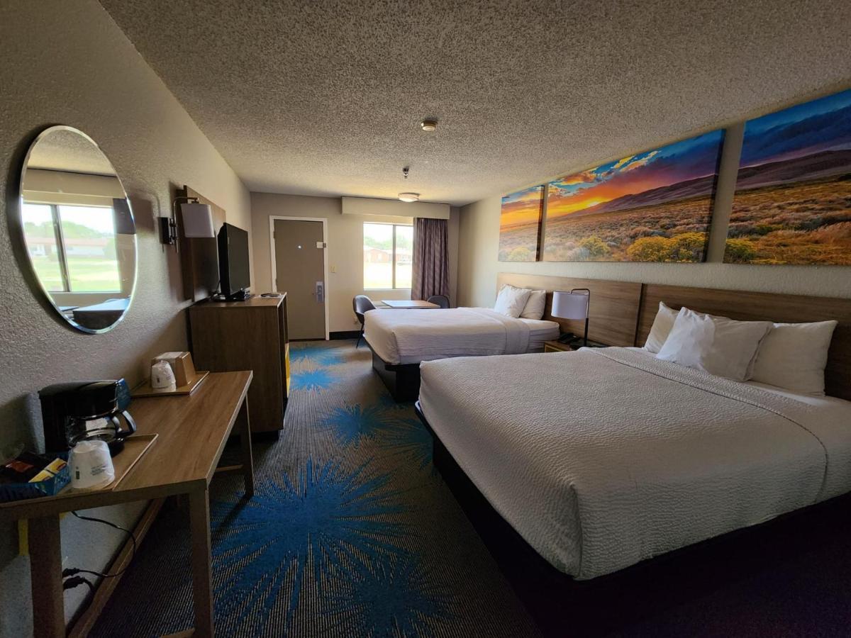 Days Inn By Wyndham Tucumcari Bagian luar foto